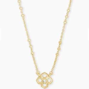 Kendra Scott Rue Pendant Necklace in Gold